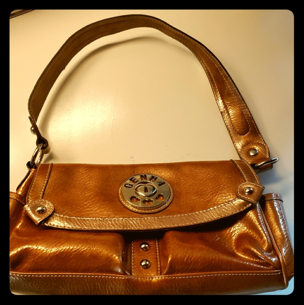 Like new small shoulder/clutch purse